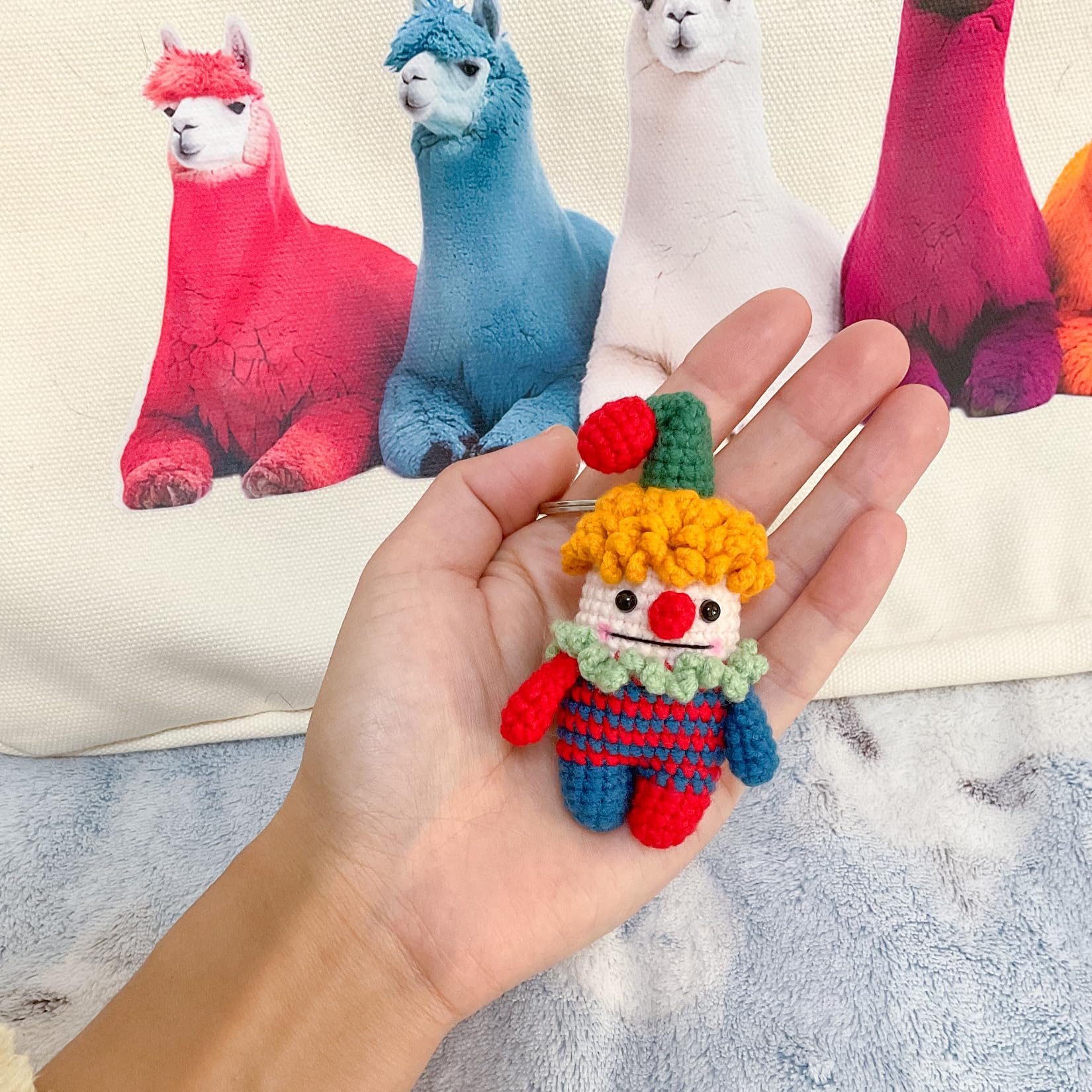 Hand-Knitted Crochet Keychain - Textured Fabric Bag Accessory for Keys & Backpacks, Functional Daily Organizer (Clown)