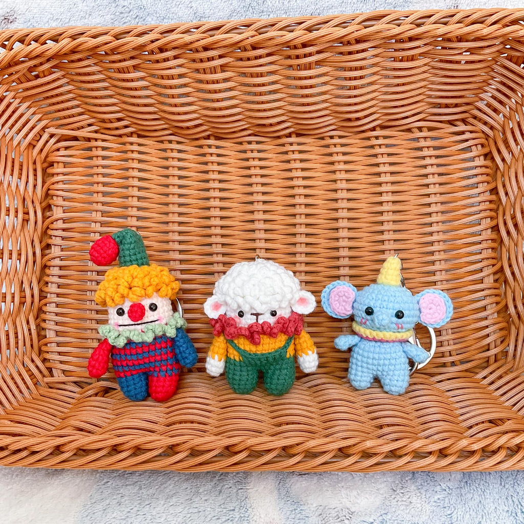 Hand-Knitted Crochet Keychain - Textured Fabric Bag Accessory for Keys & Backpacks, Functional Daily Organizer(Dumbo)
